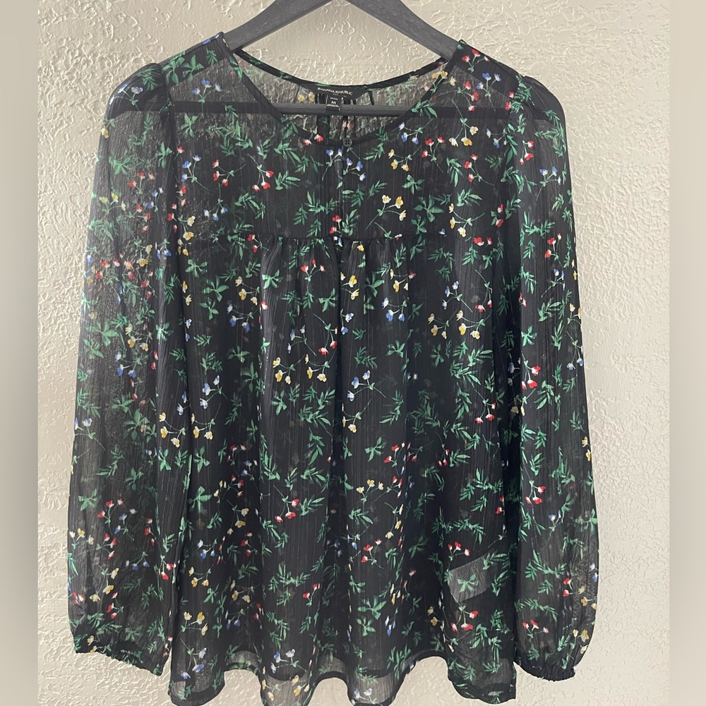 Banana Republic Black Floral Blouse Size Medium